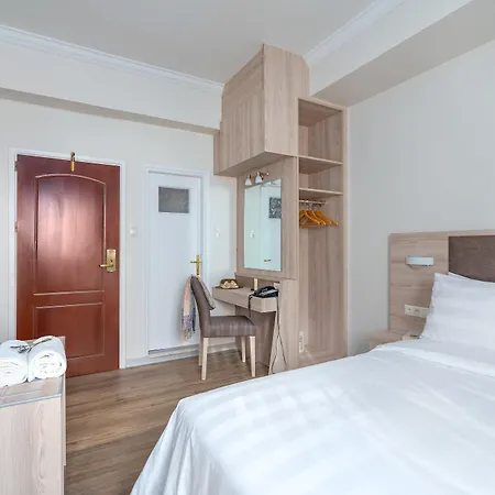 Attalos Hotel Athen